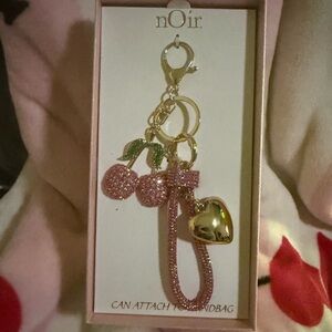 NWT nOir Jewelry Sparkling Pink Cherry and Gold Heart Key Holder